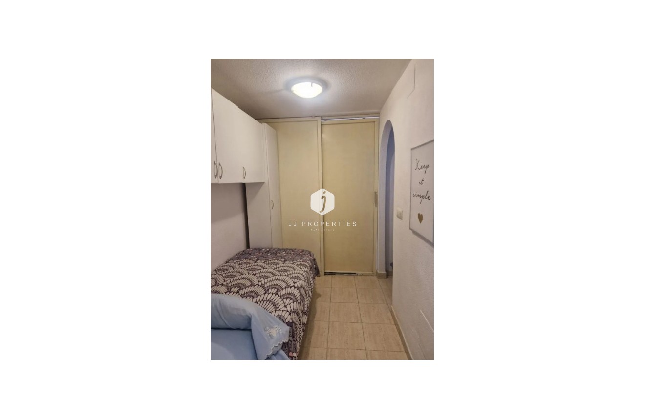 Tweedehands - Appartement / flat -
Torrevieja - Costa Blanca