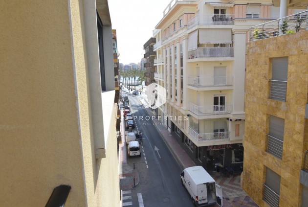 Tweedehands - Appartement / flat -
Torrevieja - Playa del Cura