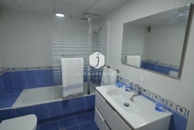 Tweedehands - Appartement / flat -
Torrevieja - Playa del Cura