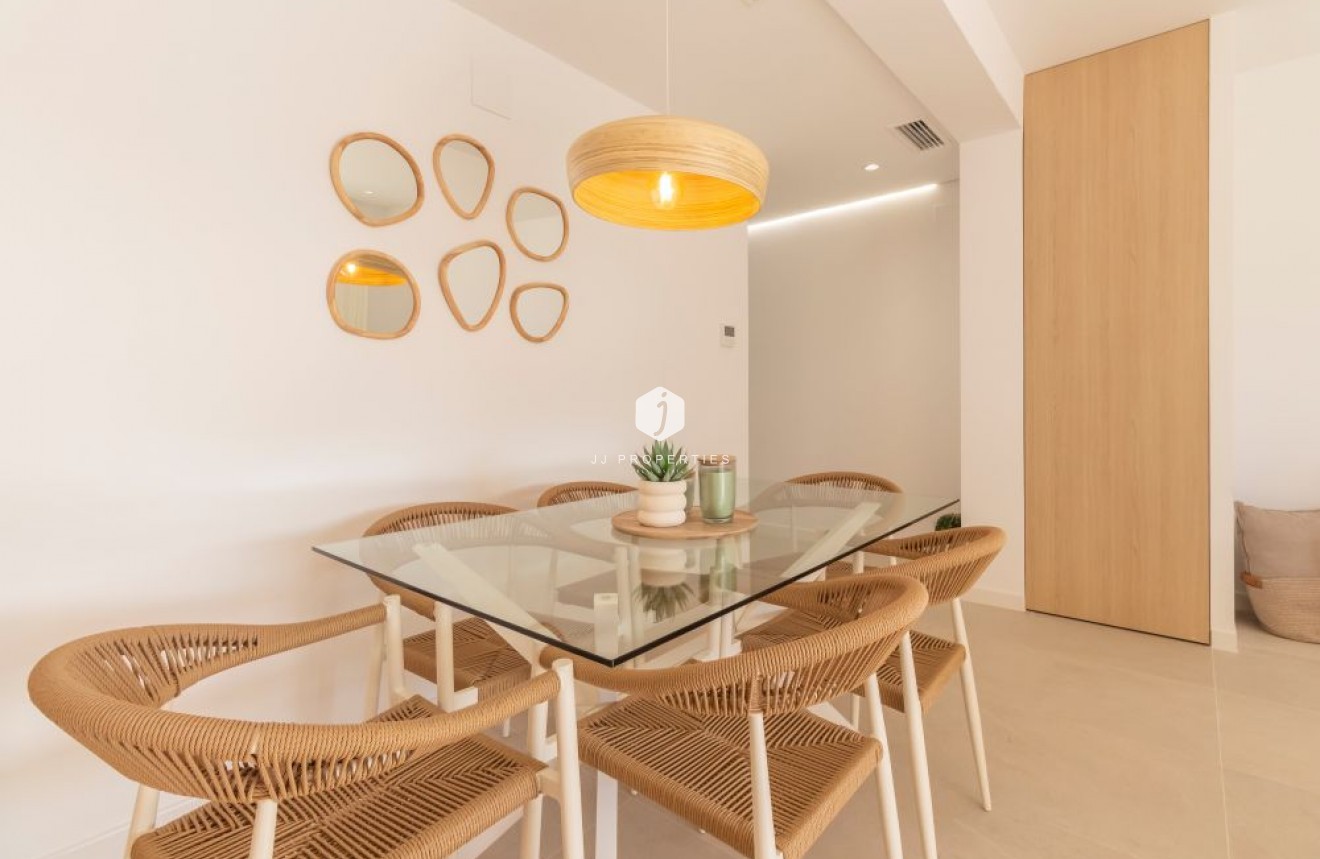 Tweedehands - Chalet -
Torrevieja - Costa Blanca