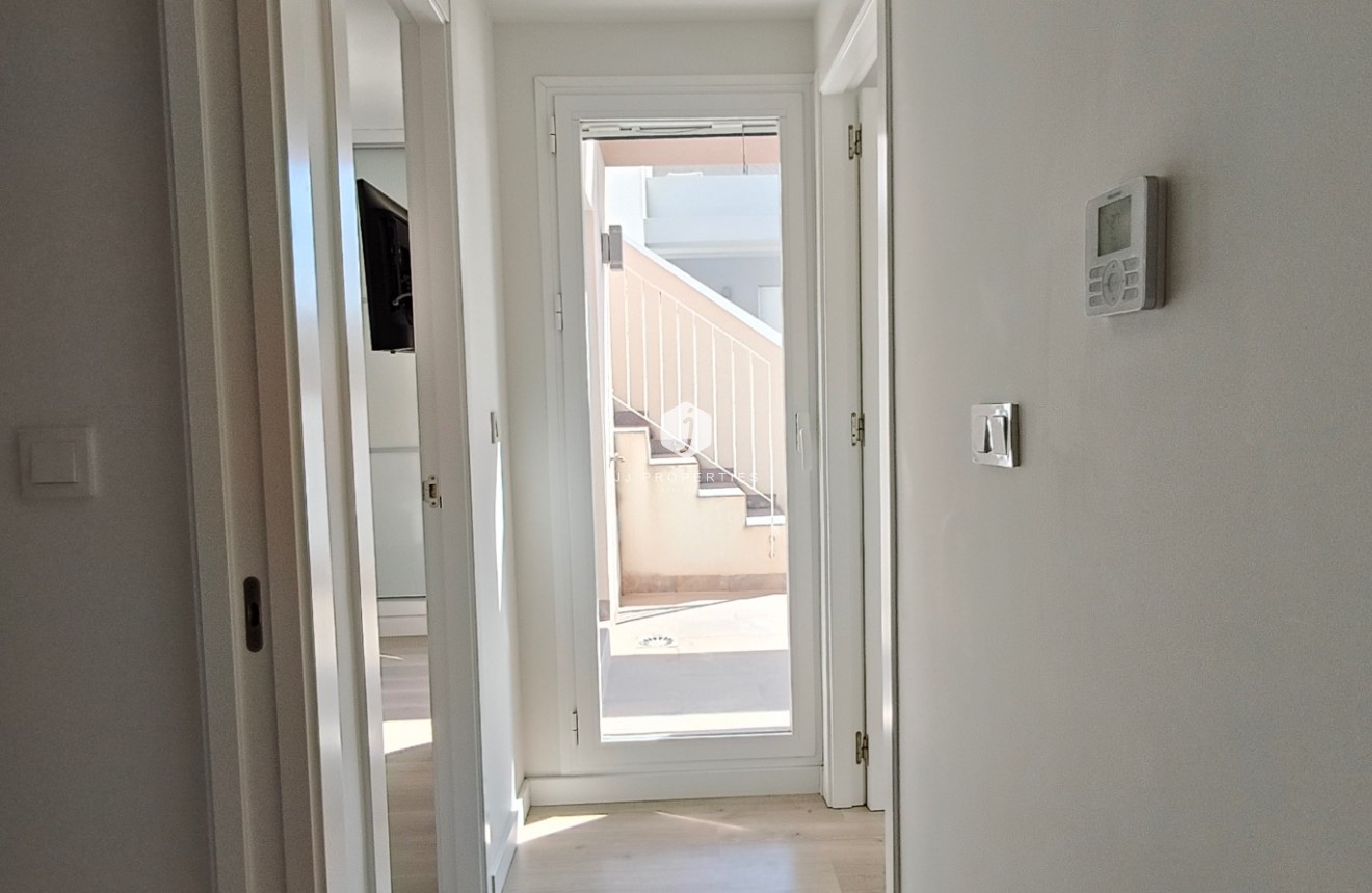 Tweedehands - Villa -
Torrevieja - Costa Blanca