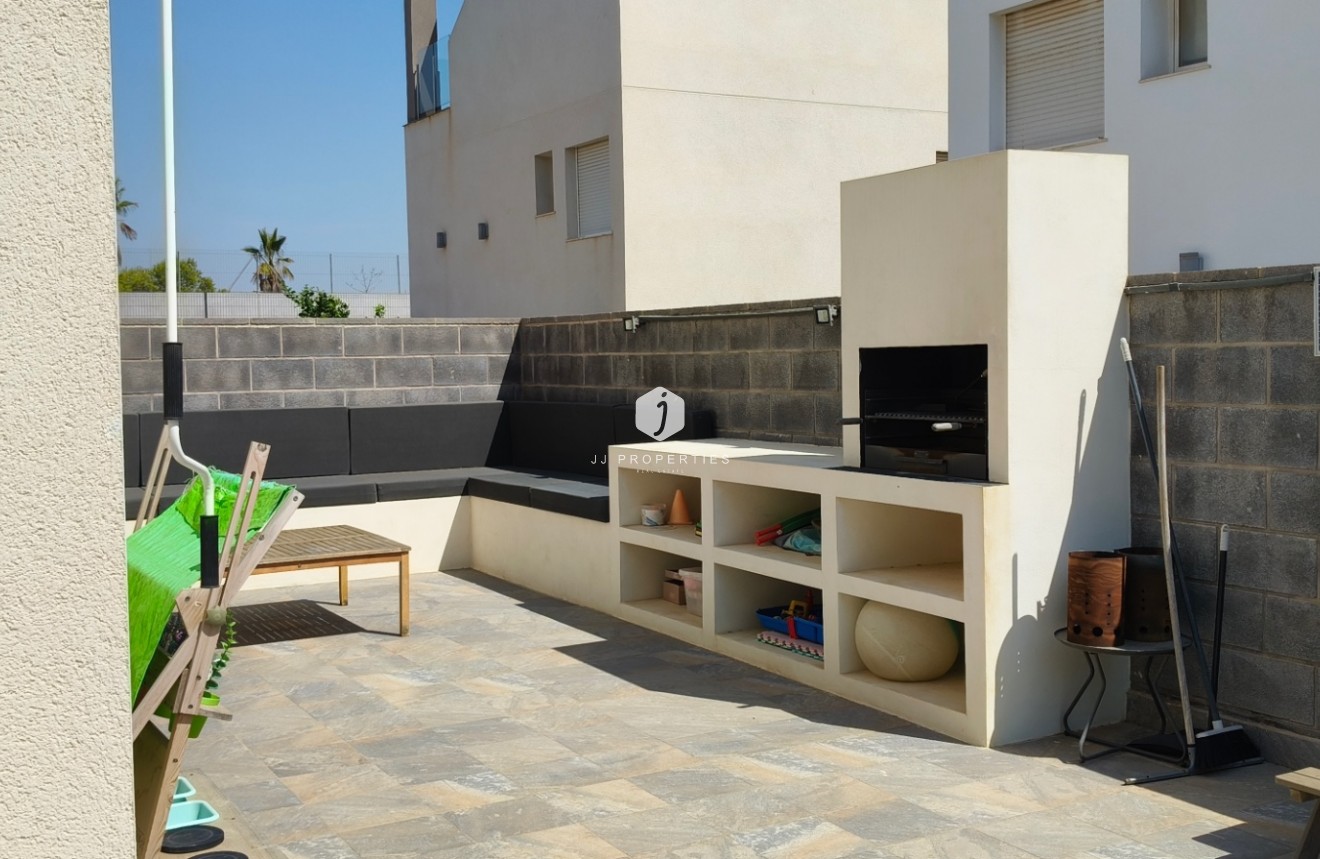 Tweedehands - Villa -
Torrevieja - Costa Blanca