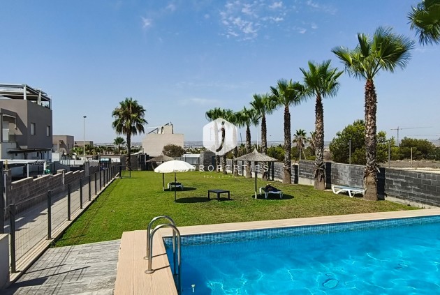 Tweedehands - Villa -
Torrevieja - Costa Blanca