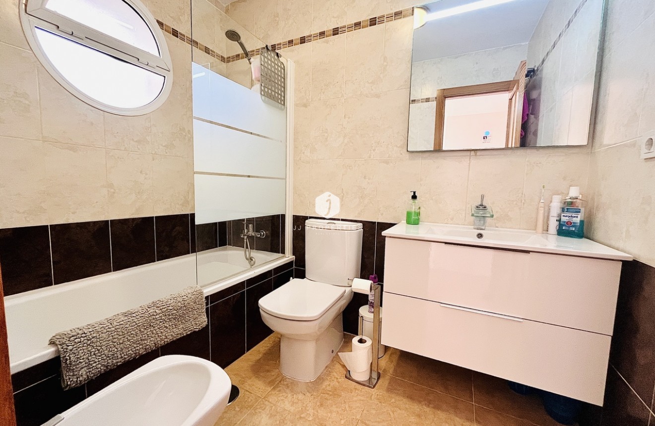 Tweedehands - Chalet -
Cabo Roig - Costa Blanca