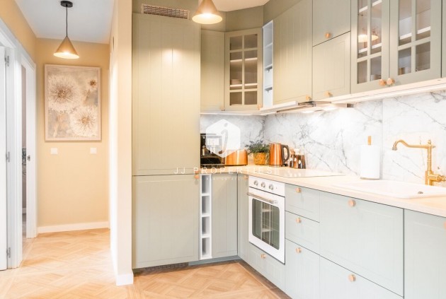 Tweedehands - duplex -
Torrevieja - Costa Blanca