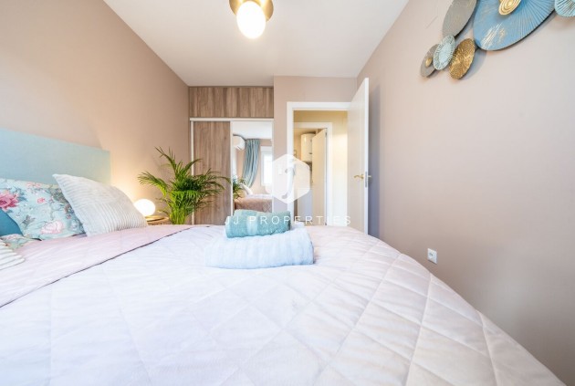 Tweedehands - duplex -
Torrevieja - Costa Blanca