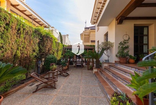 Tweedehands - Villa -
Torrevieja - La veleta