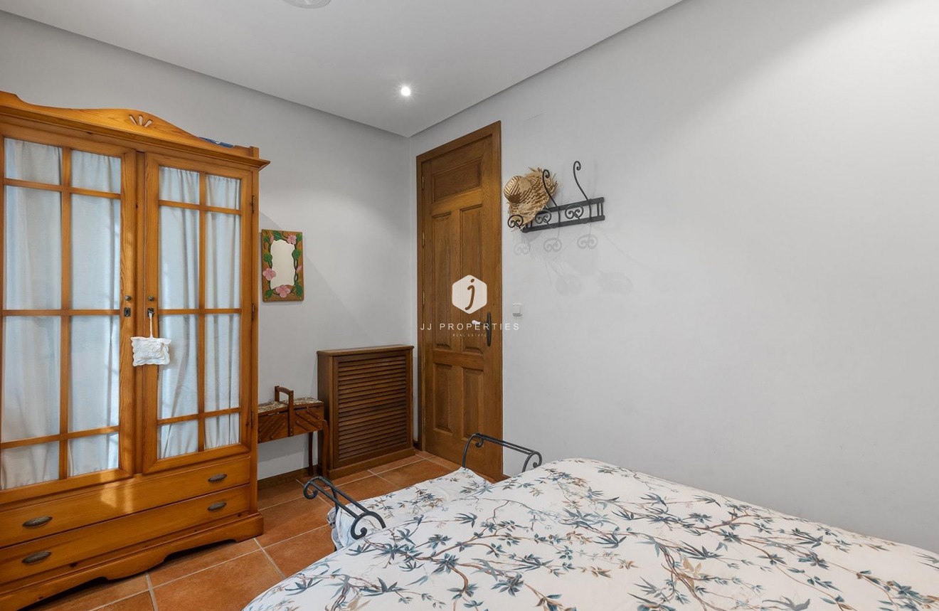 Tweedehands - Villa -
Torrevieja - La veleta