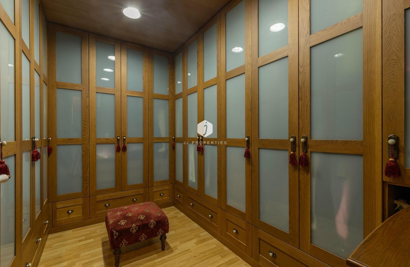 Tweedehands - Villa -
Torrevieja - La veleta