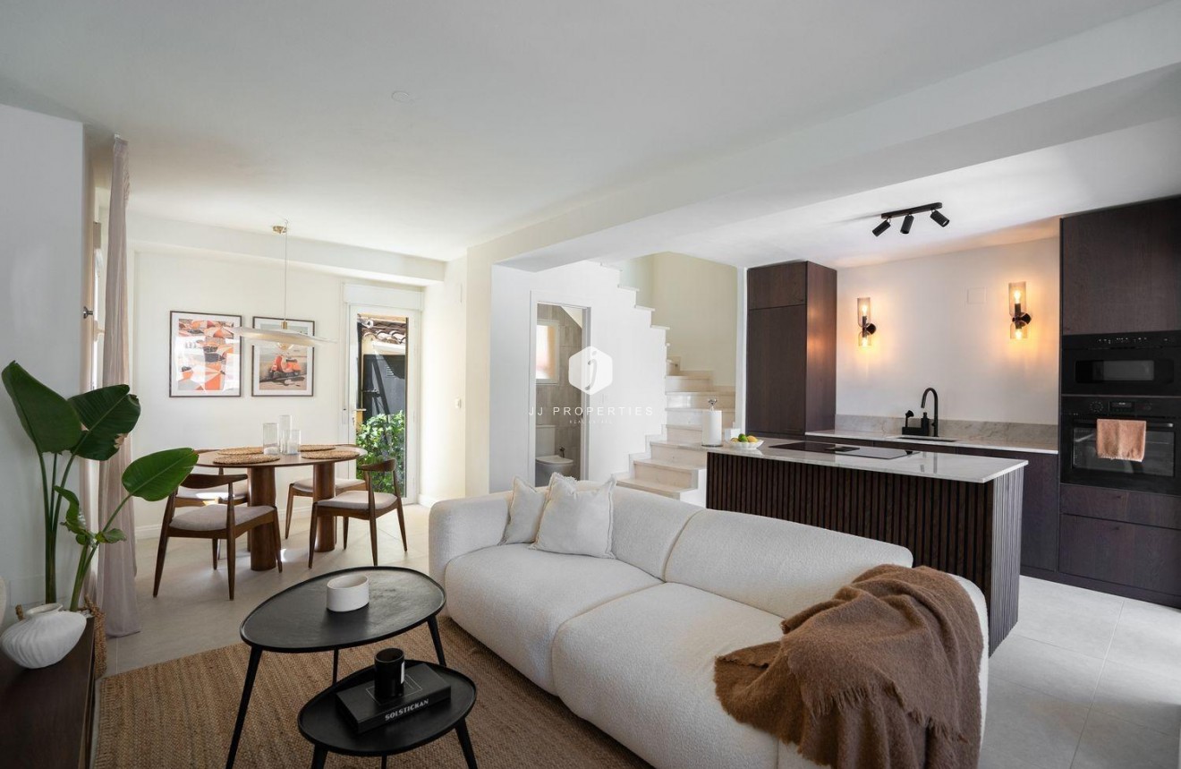 Tweedehands - Chalet -
Orihuela Costa - Los Almendros-la Florida