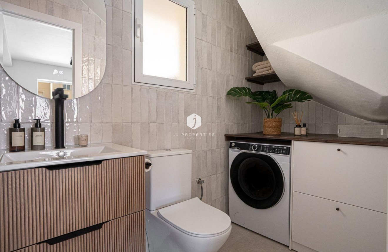 Tweedehands - Chalet -
Orihuela Costa - Los Almendros-la Florida