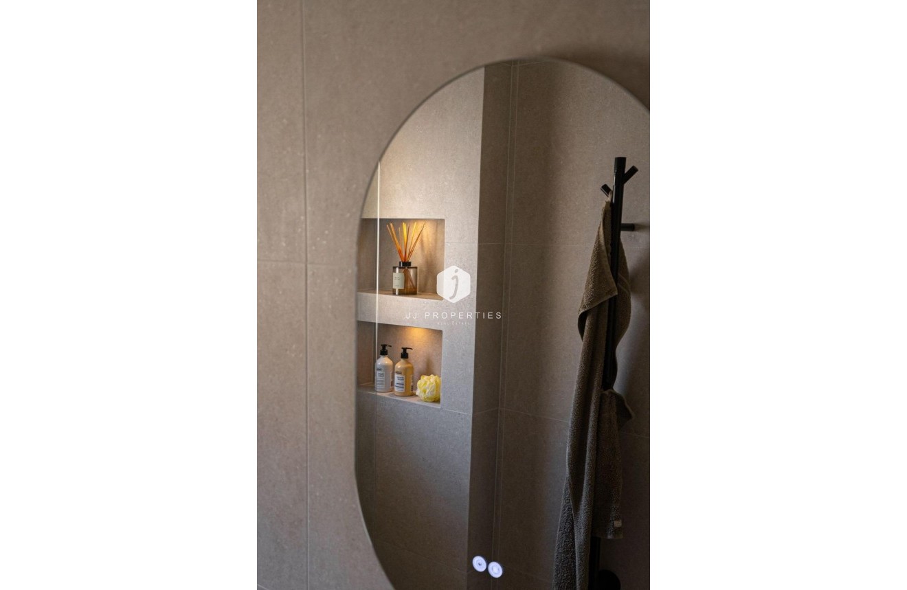 Tweedehands - Chalet -
Orihuela Costa - Los Almendros-la Florida