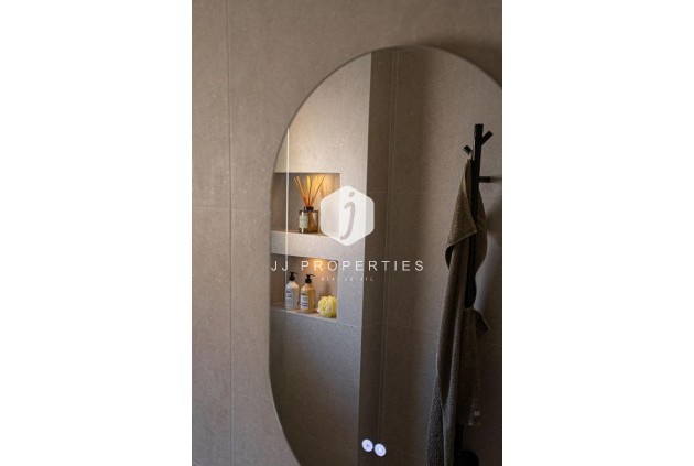 Tweedehands - Chalet -
Orihuela Costa - Los Almendros-la Florida