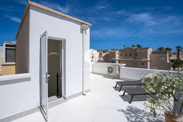 Tweedehands - Chalet -
Orihuela Costa - Los Almendros-la Florida