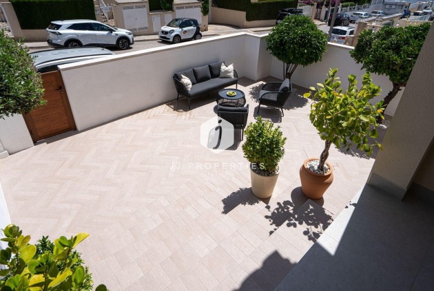 Tweedehands - Chalet -
Orihuela Costa - Los Almendros-la Florida