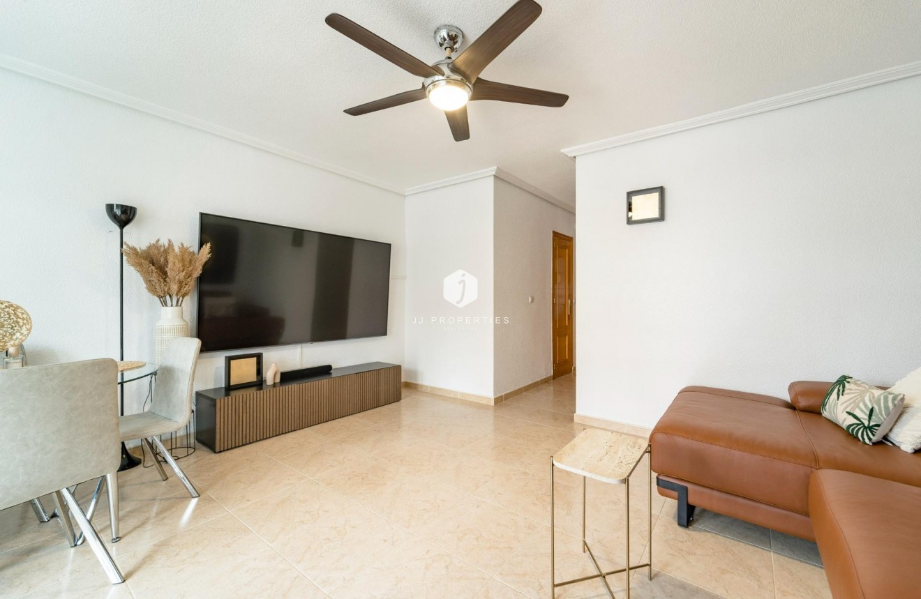 Tweedehands - duplex -
Torrevieja - Playa de los Naufragos