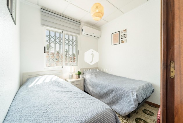 Tweedehands - duplex -
Torrevieja - Playa de los Naufragos