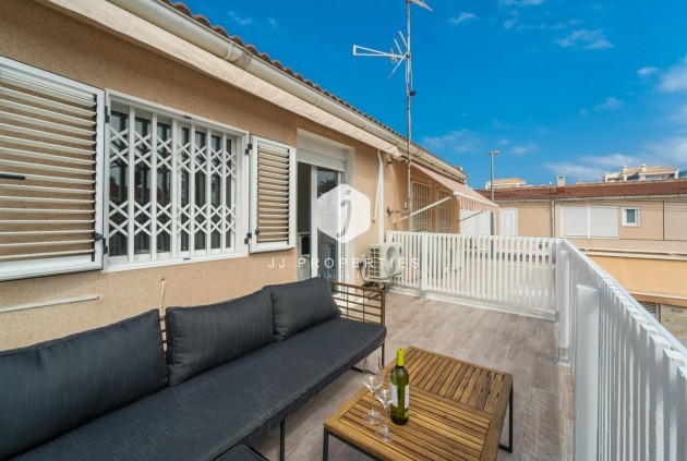 Tweedehands - duplex -
Torrevieja - Playa de los Naufragos