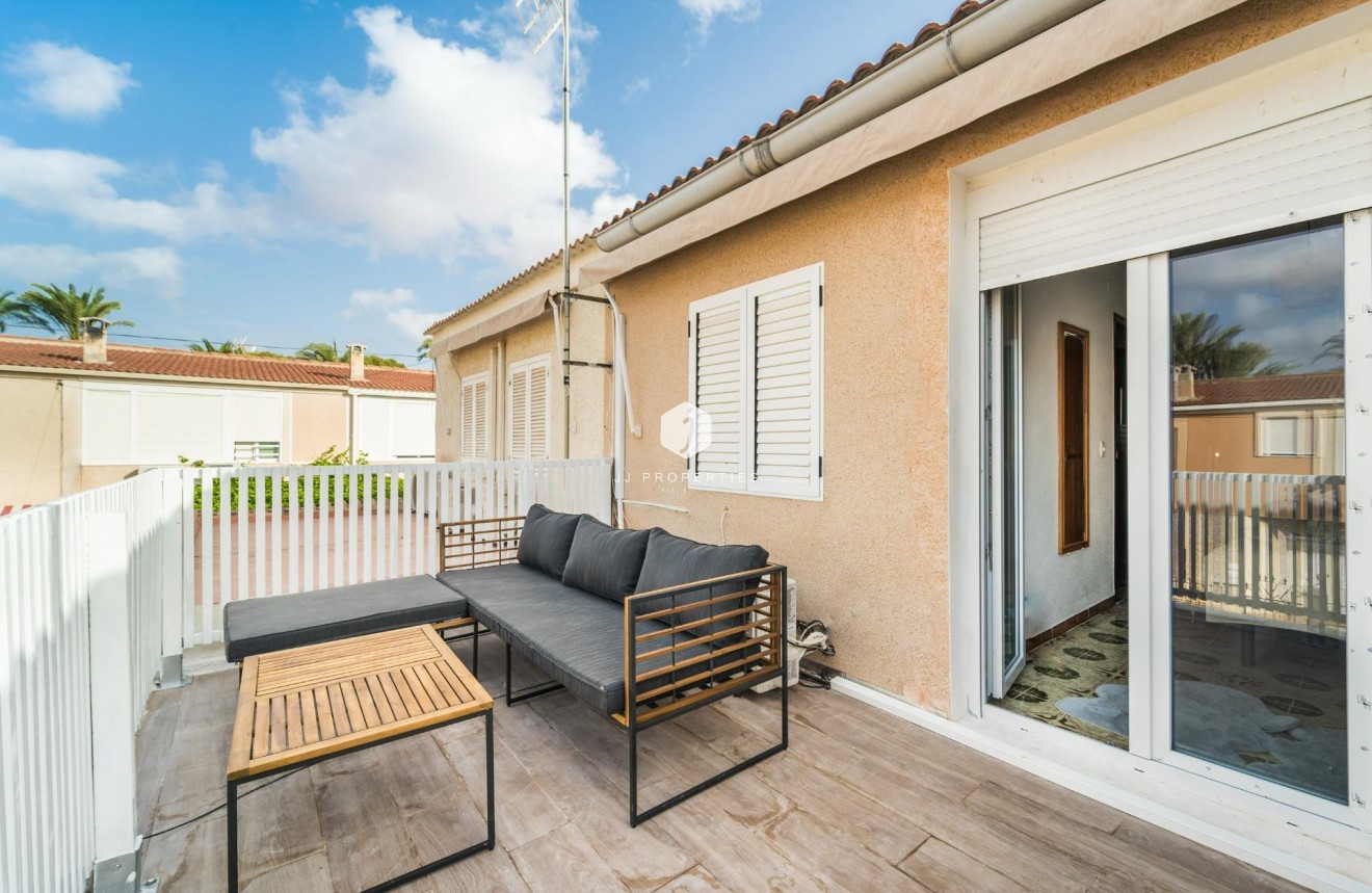 Tweedehands - duplex -
Torrevieja - Playa de los Naufragos