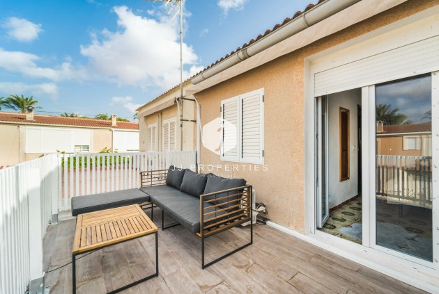 Tweedehands - duplex -
Torrevieja - Playa de los Naufragos