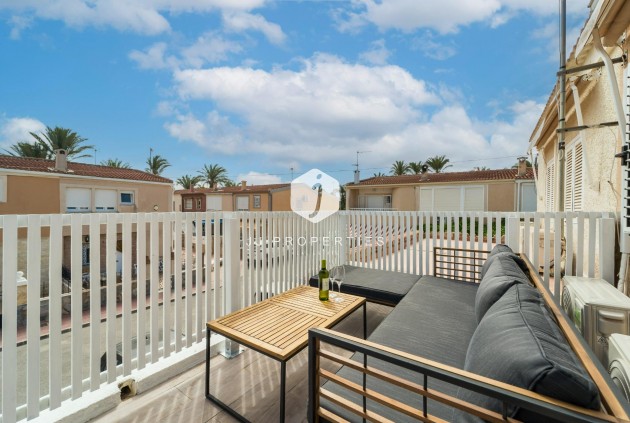 Tweedehands - duplex -
Torrevieja - Playa de los Naufragos