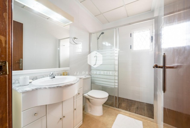 Tweedehands - duplex -
Torrevieja - Playa de los Naufragos