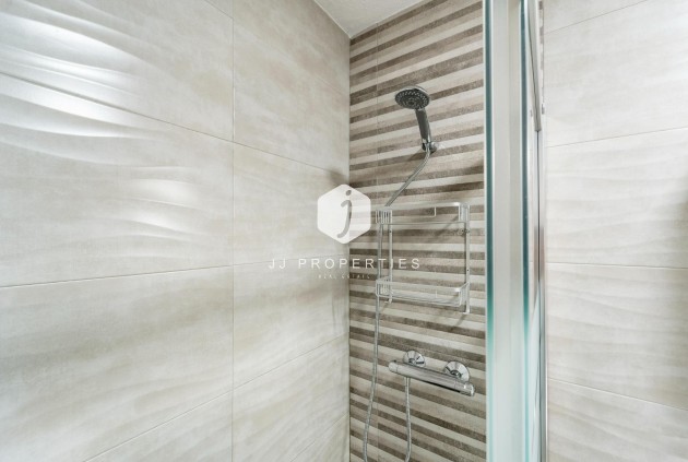 Tweedehands - duplex -
Torrevieja - Playa de los Naufragos