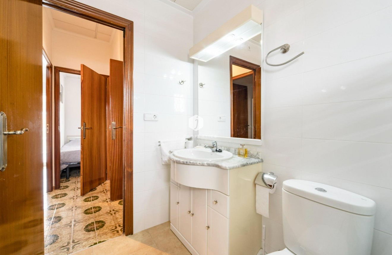 Tweedehands - duplex -
Torrevieja - Playa de los Naufragos