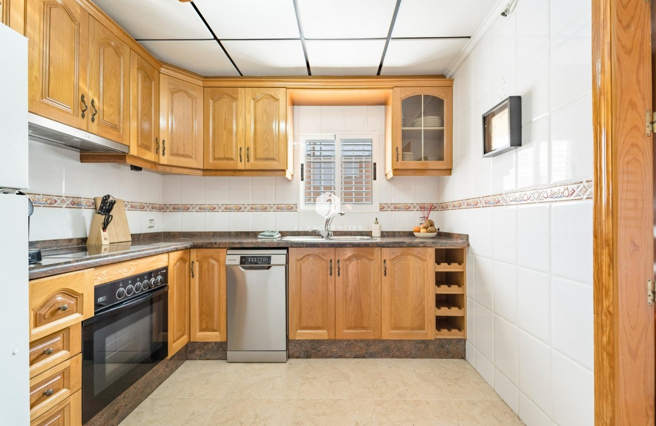 Tweedehands - duplex -
Torrevieja - Playa de los Naufragos