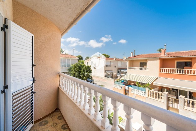 Tweedehands - duplex -
Torrevieja - Playa de los Naufragos