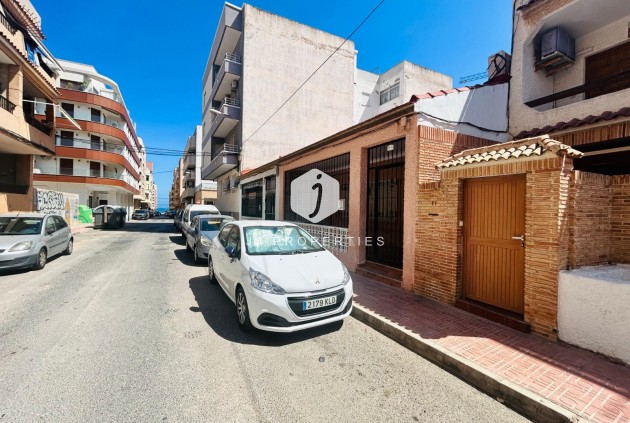 Tweedehands - Villa -
Torrevieja - Costa Blanca