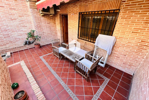 Tweedehands - Villa -
Torrevieja - Costa Blanca