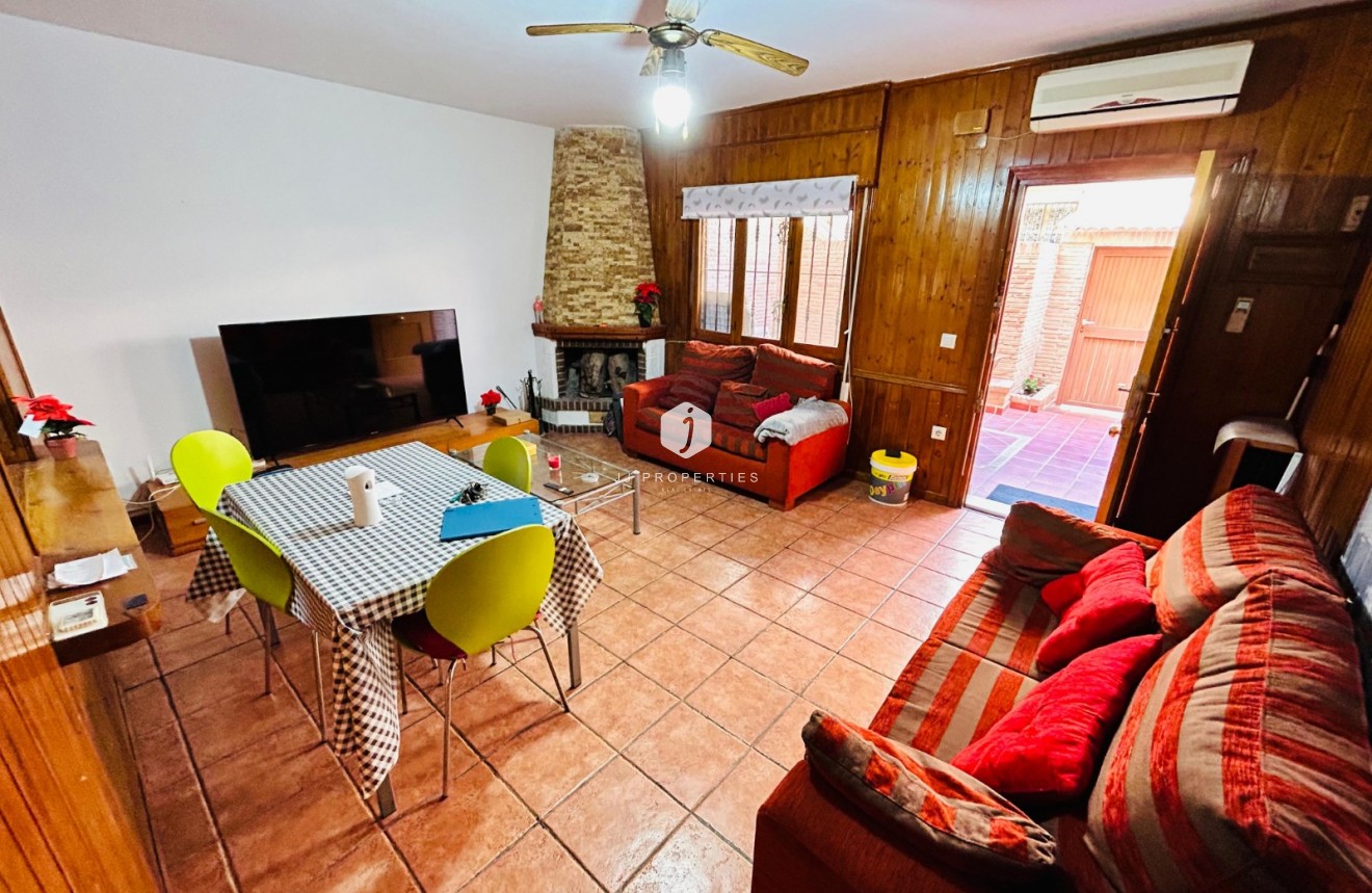 Tweedehands - Villa -
Torrevieja - Costa Blanca