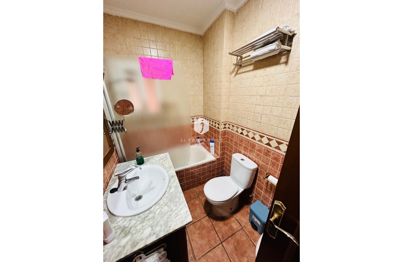 Tweedehands - Villa -
Torrevieja - Costa Blanca