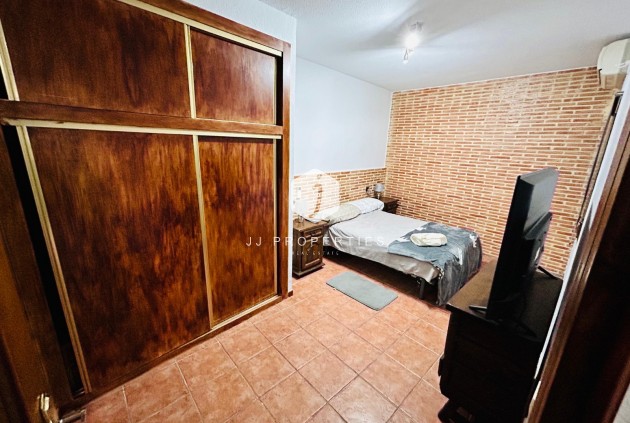 Tweedehands - Villa -
Torrevieja - Costa Blanca