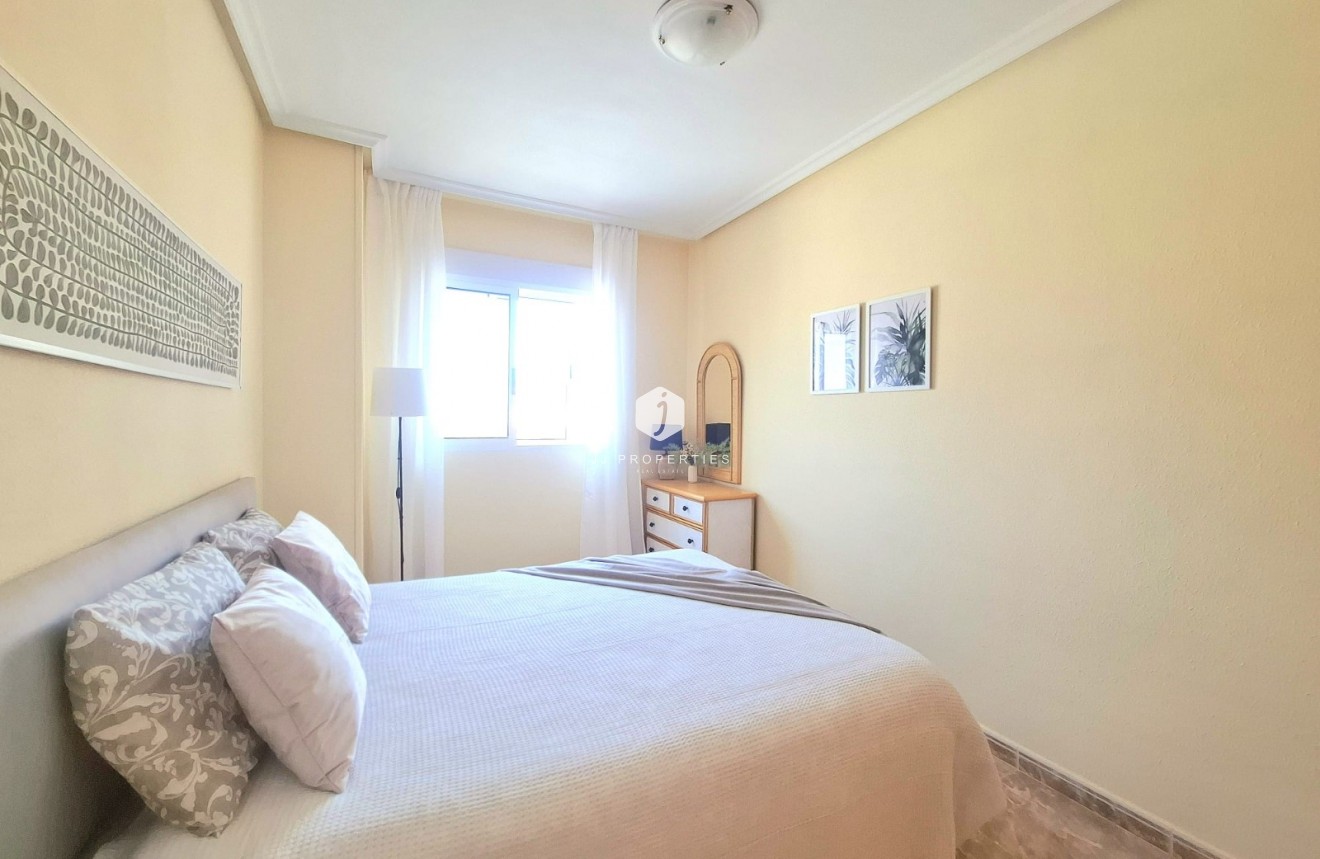 Tweedehands - Appartement / flat -
Torrevieja - Costa Blanca