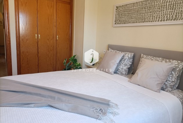 Tweedehands - Appartement / flat -
Torrevieja - Costa Blanca