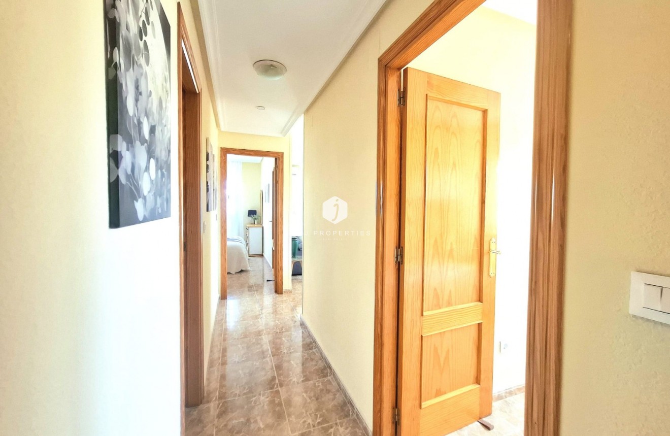 Tweedehands - Appartement / flat -
Torrevieja - Costa Blanca