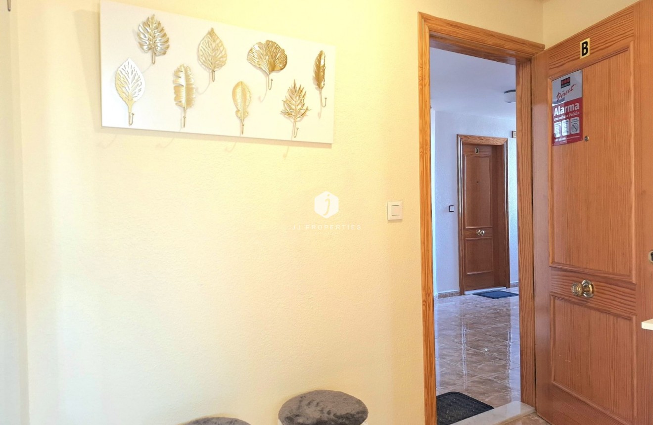 Tweedehands - Appartement / flat -
Torrevieja - Costa Blanca