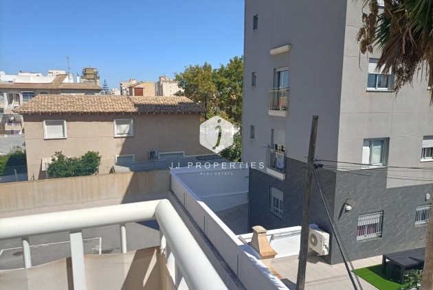 Tweedehands - Appartement / flat -
Torrevieja - Costa Blanca