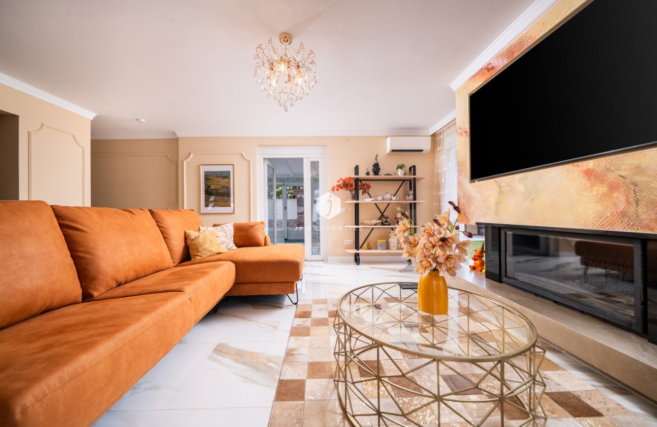 Tweedehands - Villa -
Torrevieja - Costa Blanca