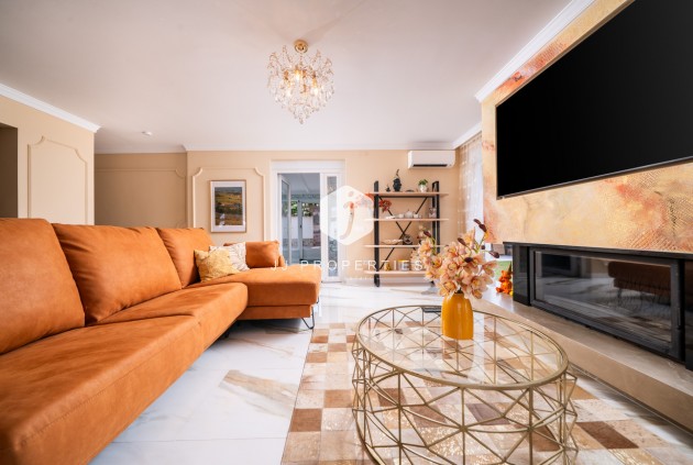 Tweedehands - Villa -
Torrevieja - Costa Blanca