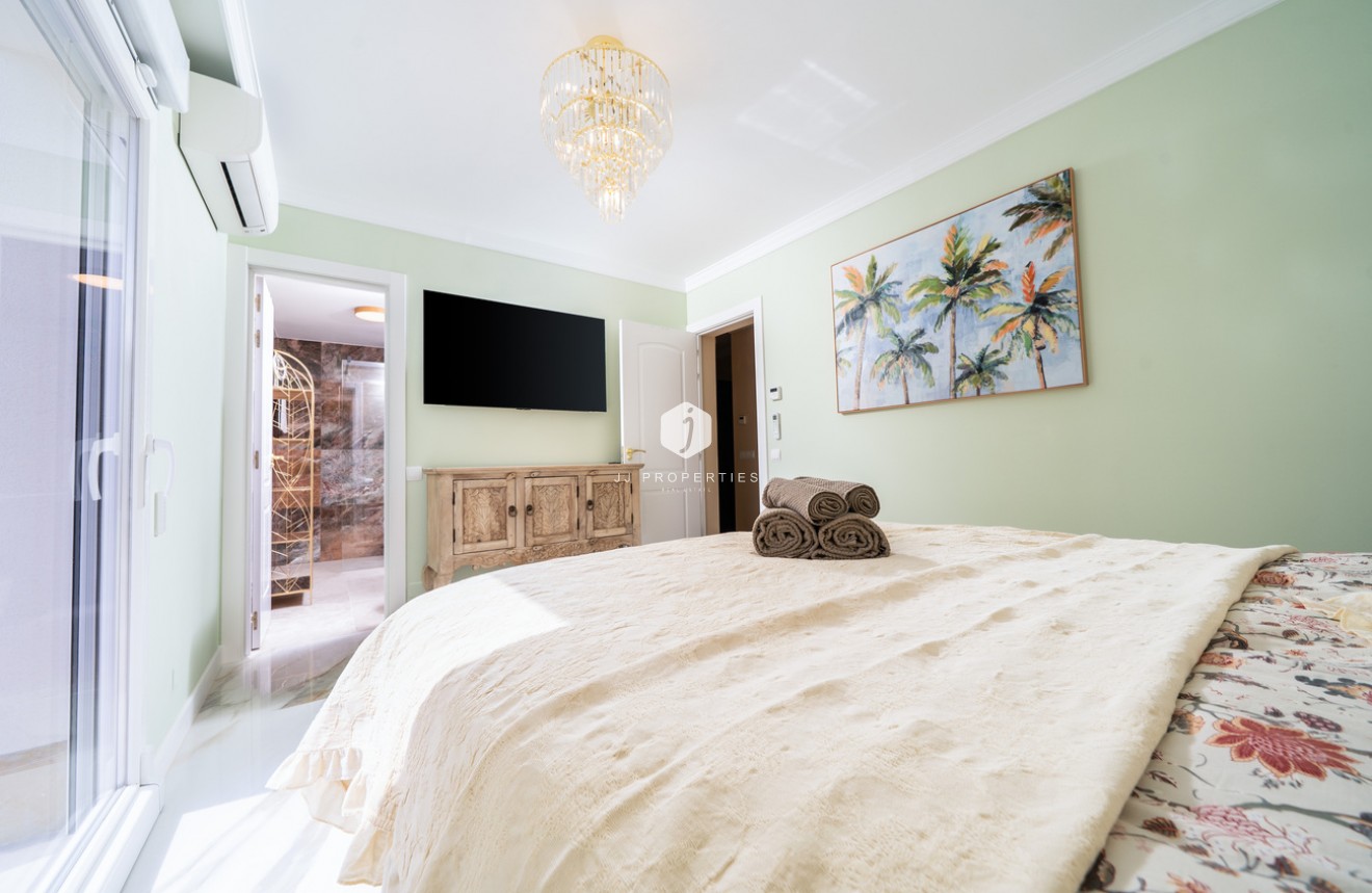 Tweedehands - Villa -
Torrevieja - Costa Blanca