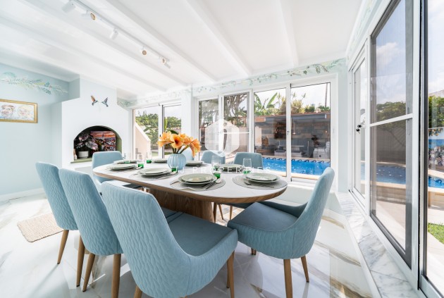 Tweedehands - Villa -
Torrevieja - Costa Blanca