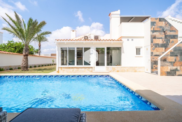 Tweedehands - Villa -
Torrevieja - Costa Blanca