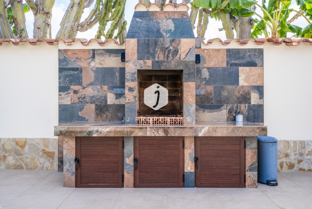 Tweedehands - Villa -
Torrevieja - Costa Blanca