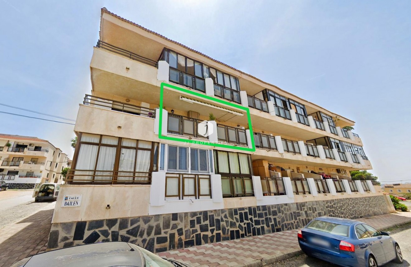 Aus zweiter Hand - Wohnung -
El Chaparral - Inland