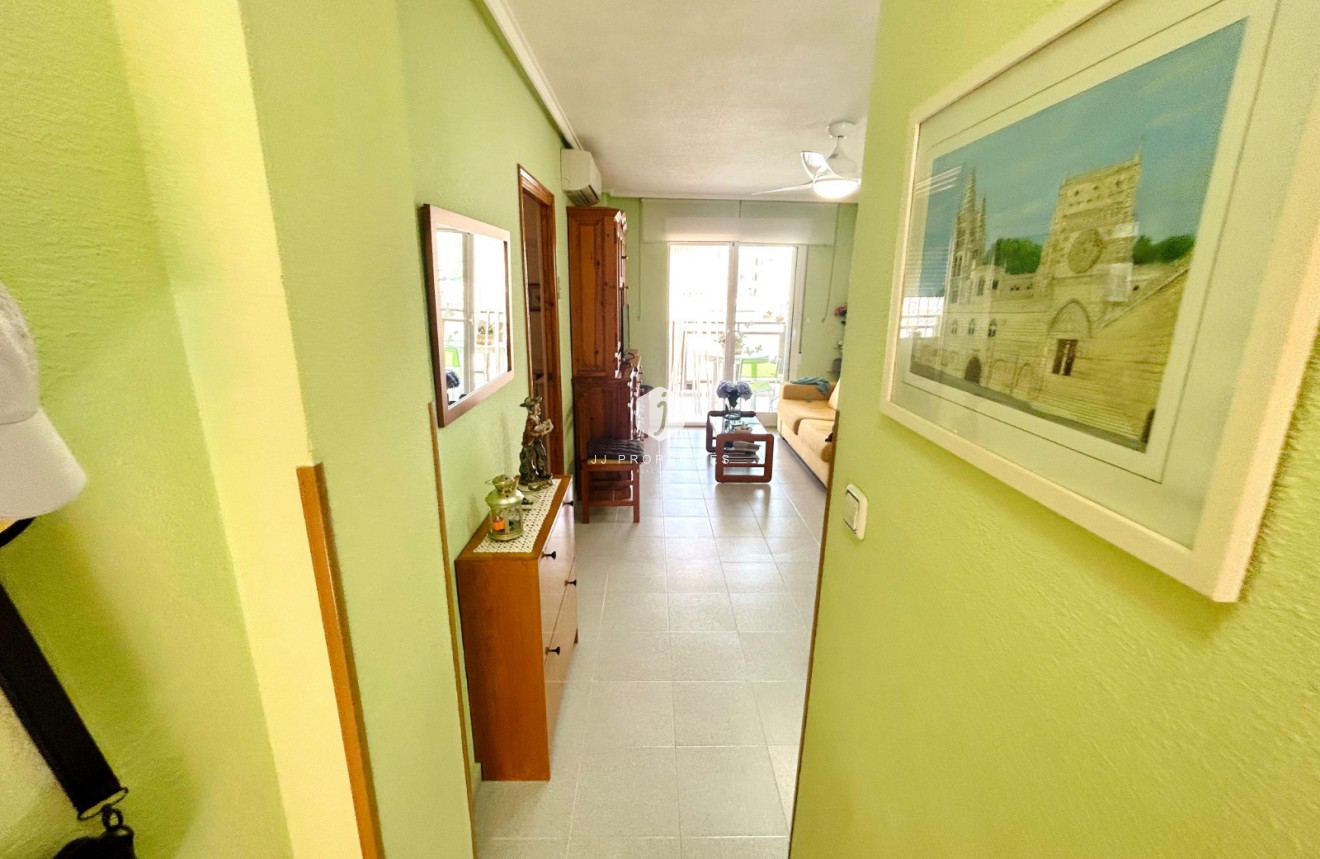 Aus zweiter Hand - Wohnung -
El Chaparral - Inland