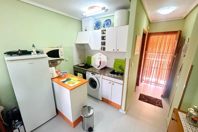 Aus zweiter Hand - Wohnung -
El Chaparral - Inland