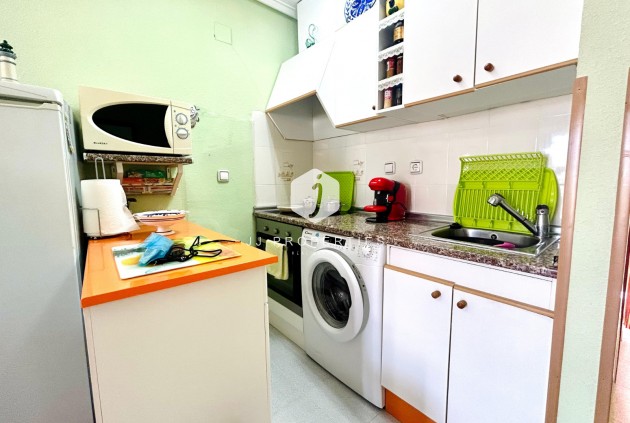 Aus zweiter Hand - Wohnung -
El Chaparral - Inland